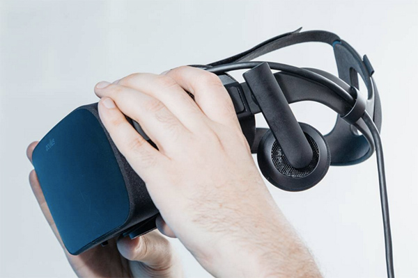 oculus rift competitors in virtual reality